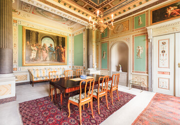 Emkendorf_Herrenhaus_innen_Schule_von_Athen